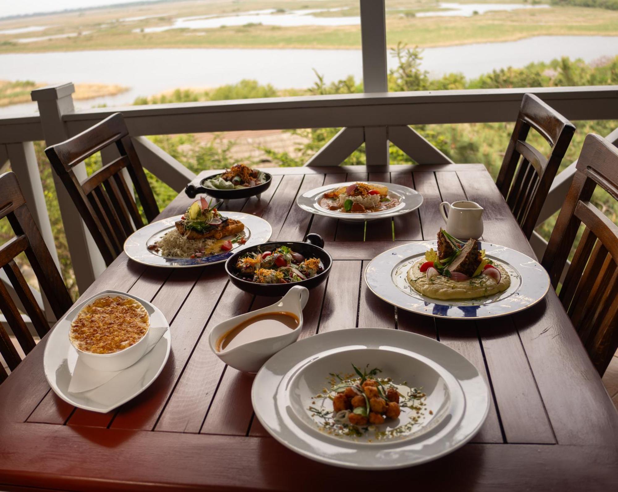 Delta Nature Resort Tulcea Exterior photo