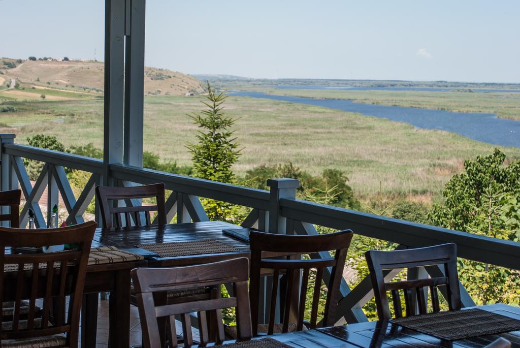 Delta Nature Resort Tulcea Exterior photo